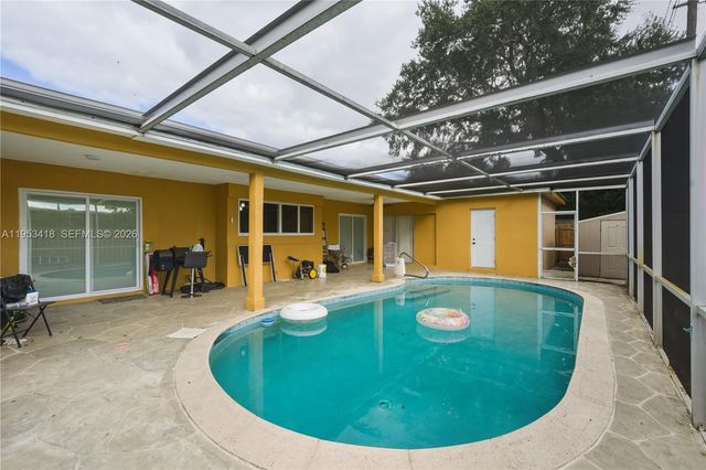 7630 Embassy Boulevard, Miramar, FL 33023