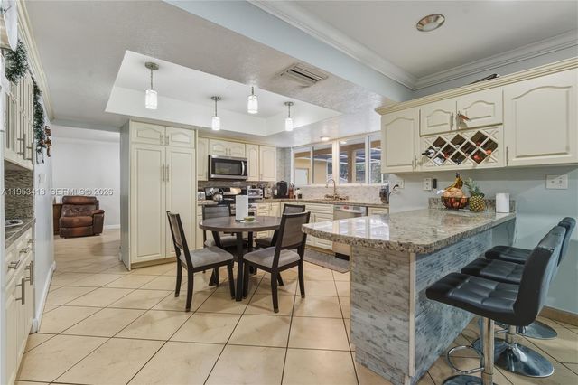 7630 Embassy Boulevard, Miramar, FL 33023