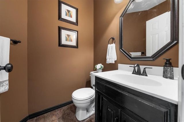 9009 W 148TH Terrace, Overland Park, KS 66221