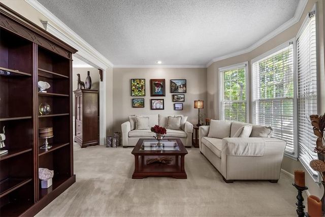 9009 W 148TH Terrace, Overland Park, KS 66221