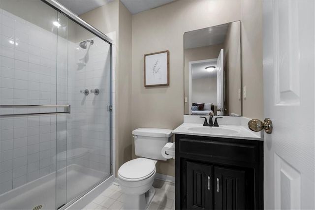 9009 W 148TH Terrace, Overland Park, KS 66221