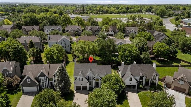 9009 W 148TH Terrace, Overland Park, KS 66221