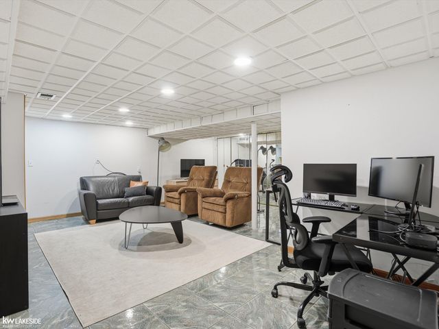 45833 Heatherwoode Lane, Macomb, MI 48044