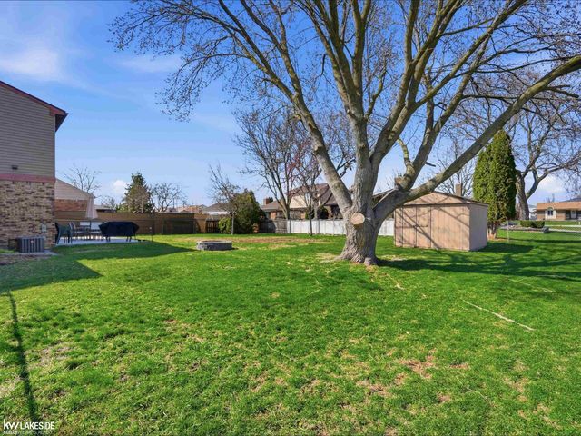 45833 Heatherwoode Lane, Macomb, MI 48044