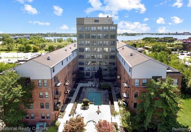 6533 E Jefferson Avenue 323, Detroit, MI 48207