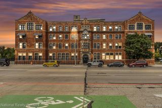 6533 E Jefferson Avenue 323, Detroit, MI 48207