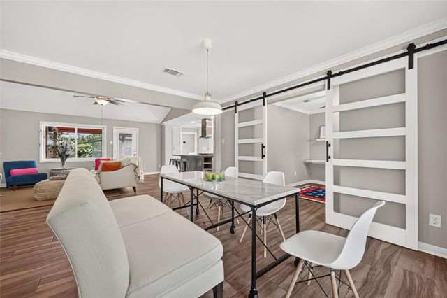 6011 Benning Drive, Houston, TX 77096