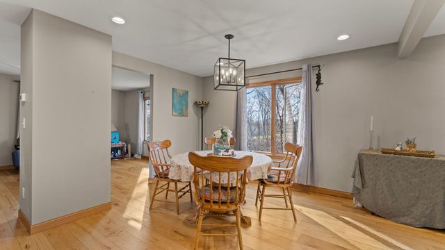 28147 217th Street, Le Claire, IA 52753