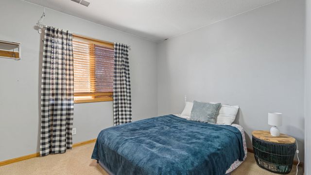 28147 217th Street, Le Claire, IA 52753