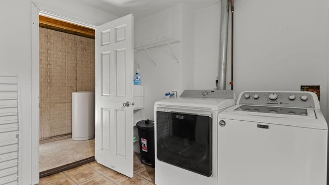 28147 217th Street, Le Claire, IA 52753