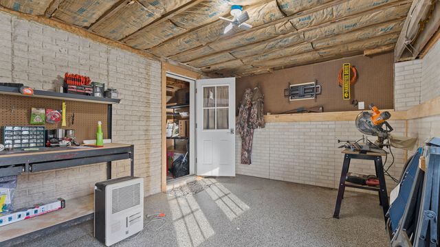 28147 217th Street, Le Claire, IA 52753