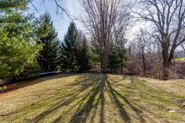 28147 217th Street, Le Claire, IA 52753