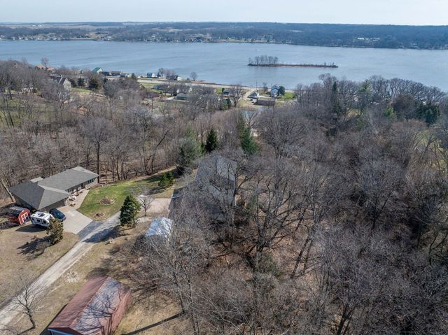 28147 217th Street, Le Claire, IA 52753