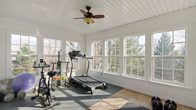 28147 217th Street, Le Claire, IA 52753