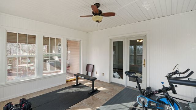 28147 217th Street, Le Claire, IA 52753