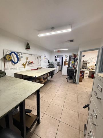 13690 SW 142nd Ave 23-A, Miami, FL 33186