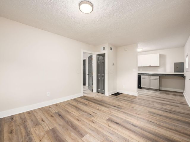 461-463 Holton Avenue, Columbus, OH 43223