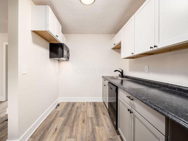 461-463 Holton Avenue, Columbus, OH 43223