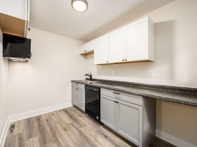 461-463 Holton Avenue, Columbus, OH 43223