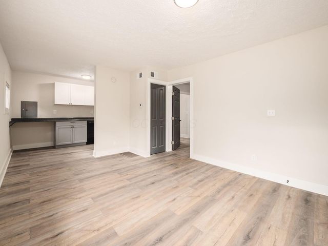 461-463 Holton Avenue, Columbus, OH 43223