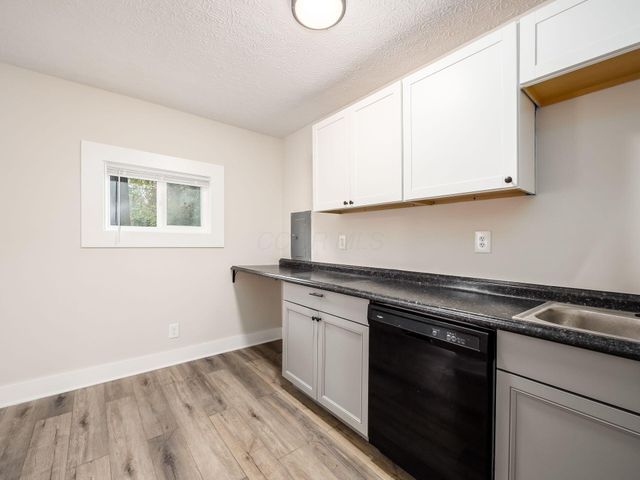 461-463 Holton Avenue, Columbus, OH 43223