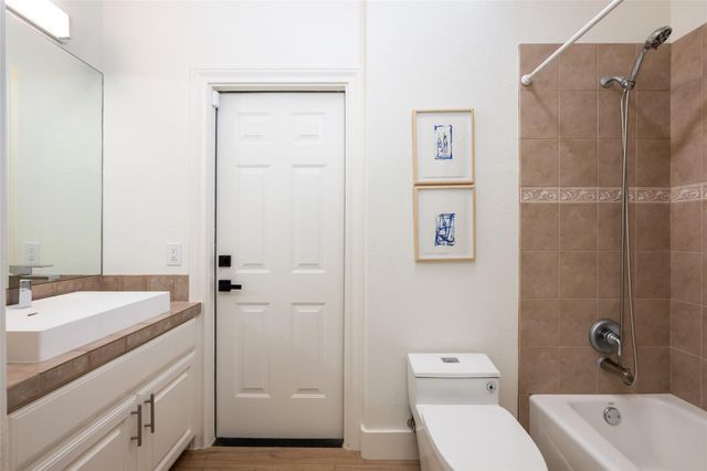 801 Electra, Lakeway, TX 78734