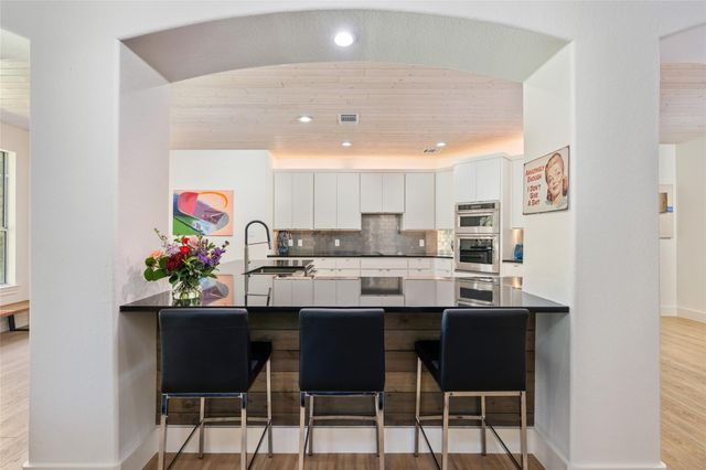 801 Electra, Lakeway, TX 78734