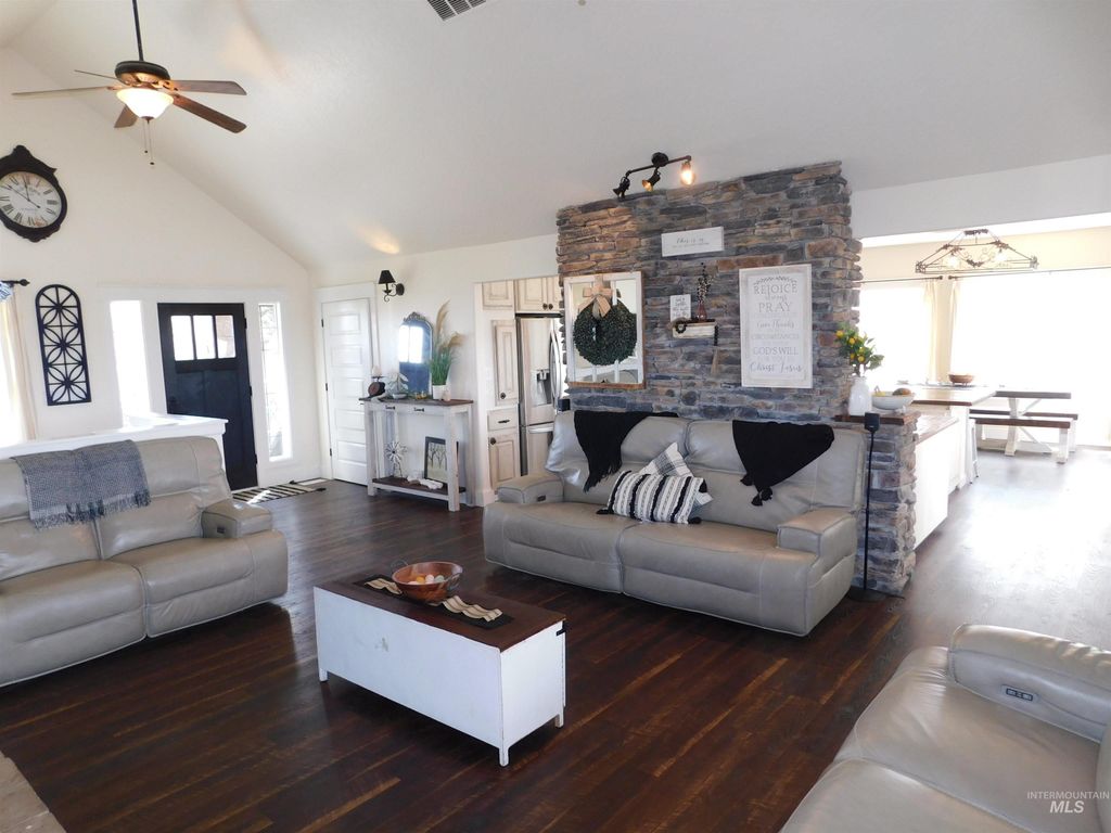 4243 Homestead, Homedale, ID 83628 photo 7