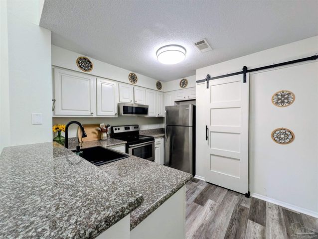 5001 Grande Dr 1123, Pensacola, FL 32504