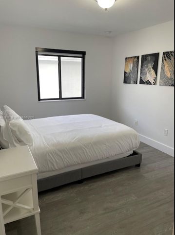 3282 SW 44th St, Dania Beach, FL 33312