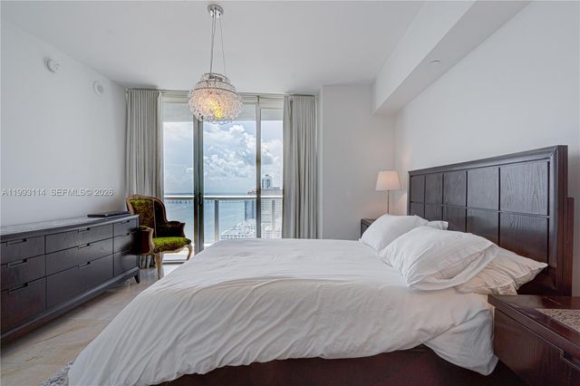 495 Brickell Ave 3505, Miami, FL 33131