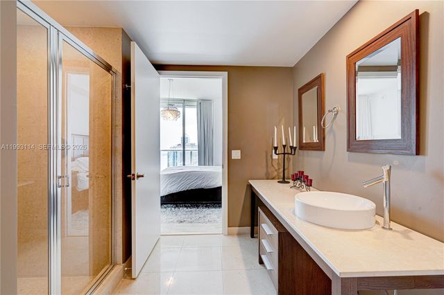 495 Brickell Ave 3505, Miami, FL 33131