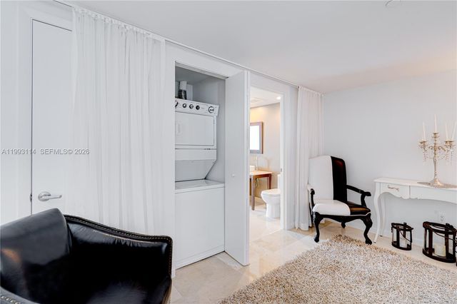 495 Brickell Ave 3505, Miami, FL 33131