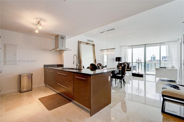 495 Brickell Ave 3505, Miami, FL 33131