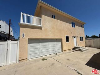 6744 Radford Avenue, Los Angeles, CA 91606