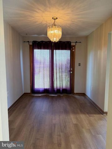 351 BEAUREGARD BLVD, Charles Town, WV 25414