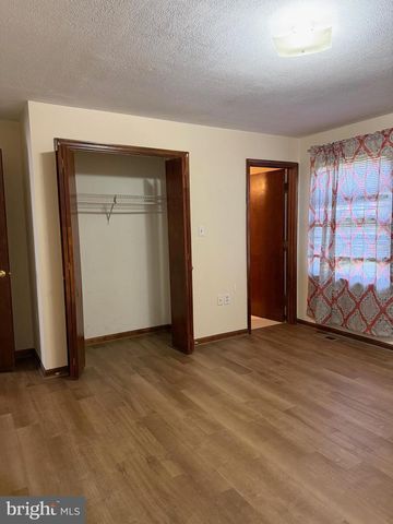 351 BEAUREGARD BLVD, Charles Town, WV 25414
