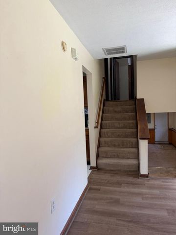 351 BEAUREGARD BLVD, Charles Town, WV 25414