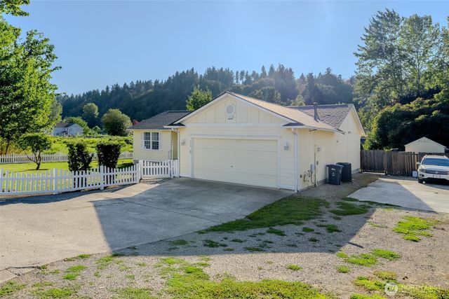 559 Algona Boulevard N, Algona, WA 98001