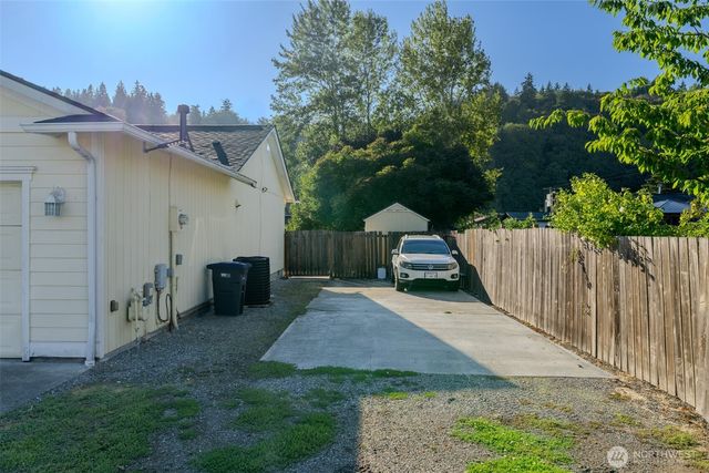 559 Algona Boulevard N, Algona, WA 98001
