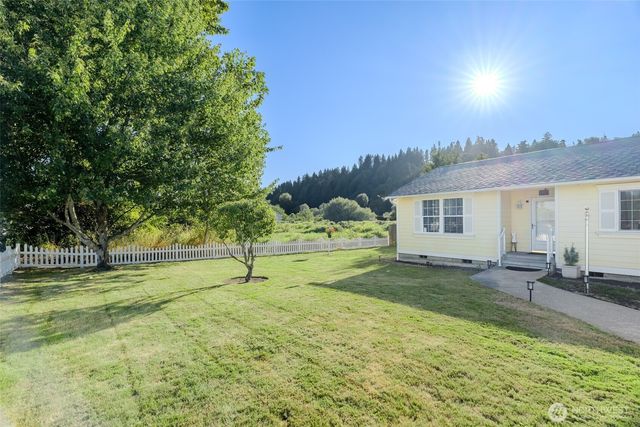 559 Algona Boulevard N, Algona, WA 98001