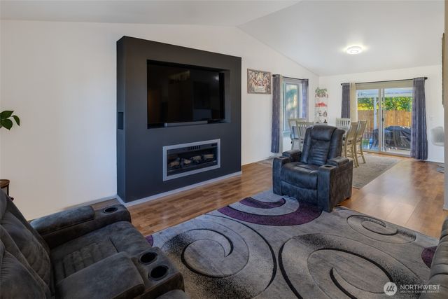 559 Algona Boulevard N, Algona, WA 98001
