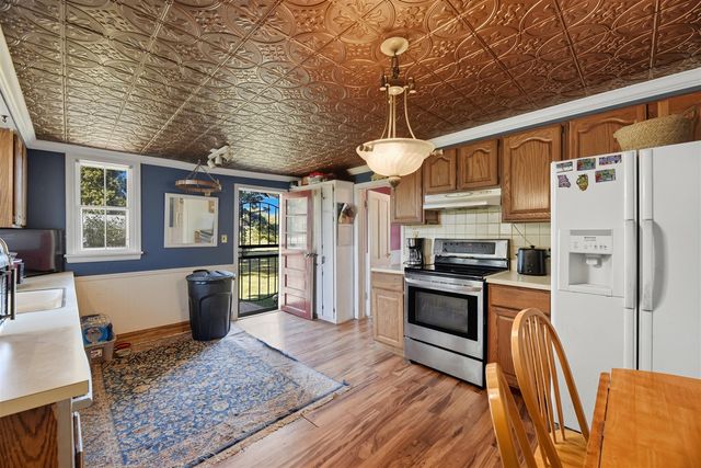 3223 Dunning Street, Cassopolis, MI 49031