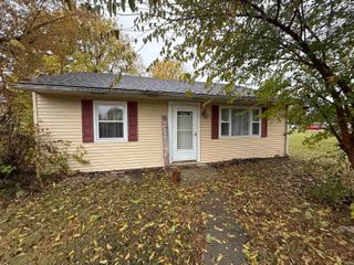 5109 S Walnut Street, Muncie, IN 47302