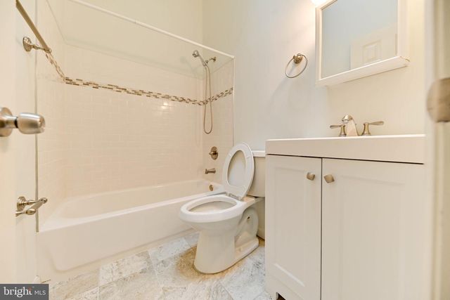 21 SIX NOTCHES CT, Catonsville, MD 21228