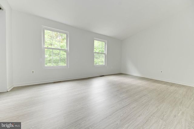 21 SIX NOTCHES CT, Catonsville, MD 21228