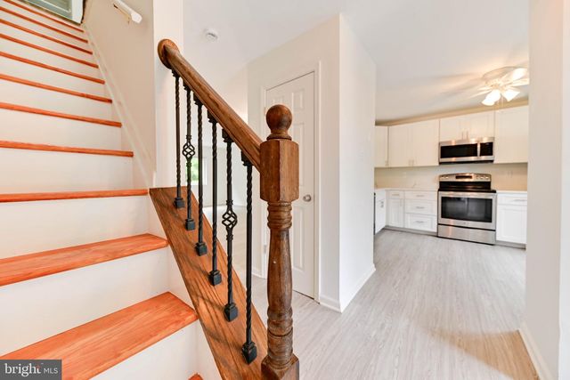 21 SIX NOTCHES CT, Catonsville, MD 21228