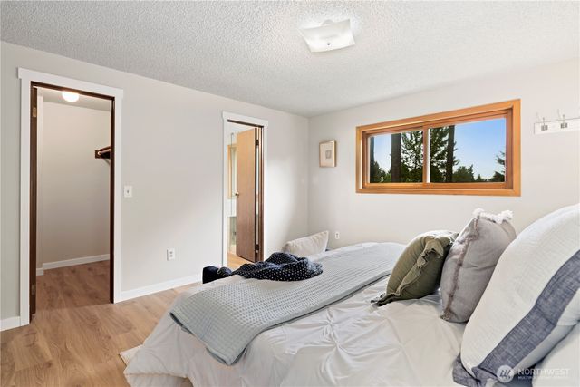 5734 S 300th Place, Auburn, WA 98001