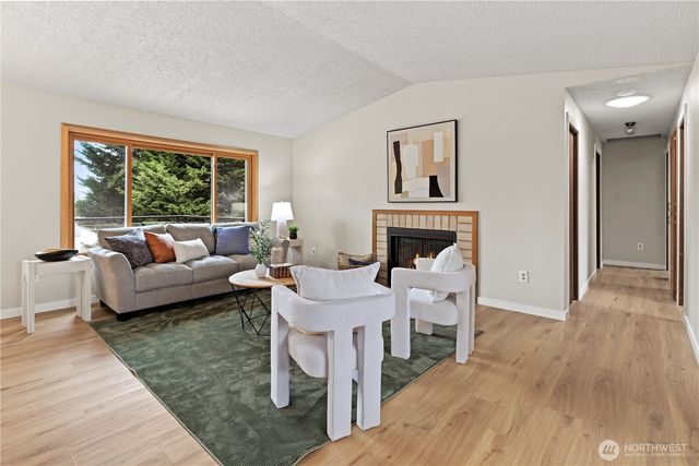 5734 S 300th Place, Auburn, WA 98001