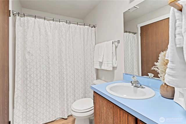 5734 S 300th Place, Auburn, WA 98001